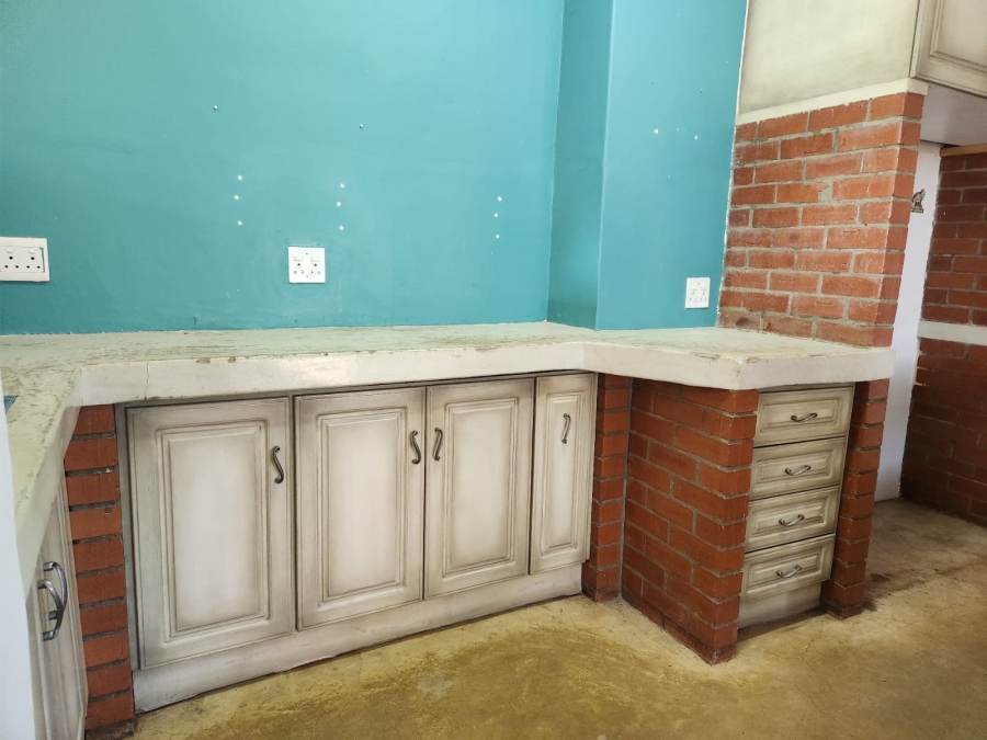 5 Bedroom Property for Sale in Cashan North West